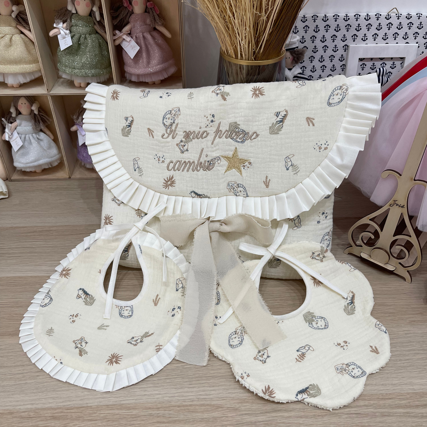 BOX REGALO sacca primo cambio+ bavetta fiore+bavetta tonda