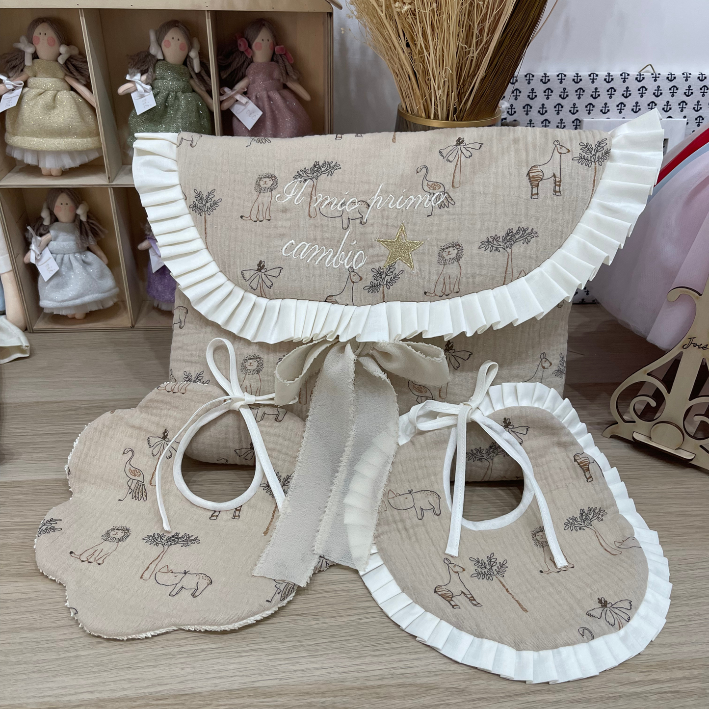 BOX REGALO sacca primo cambio+ bavetta fiore+bavetta tonda