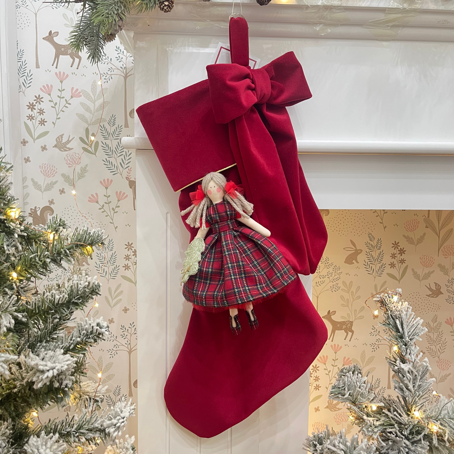 Calza epifania in velluto Bordeaux con bambola Lilibet 21 cm