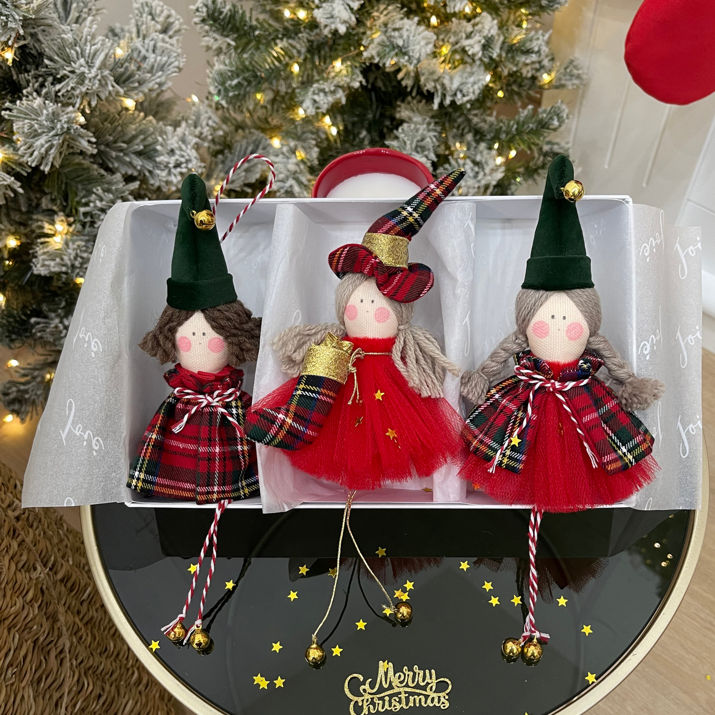 Box con Elfi di babbo Natale e Befana con campanelli