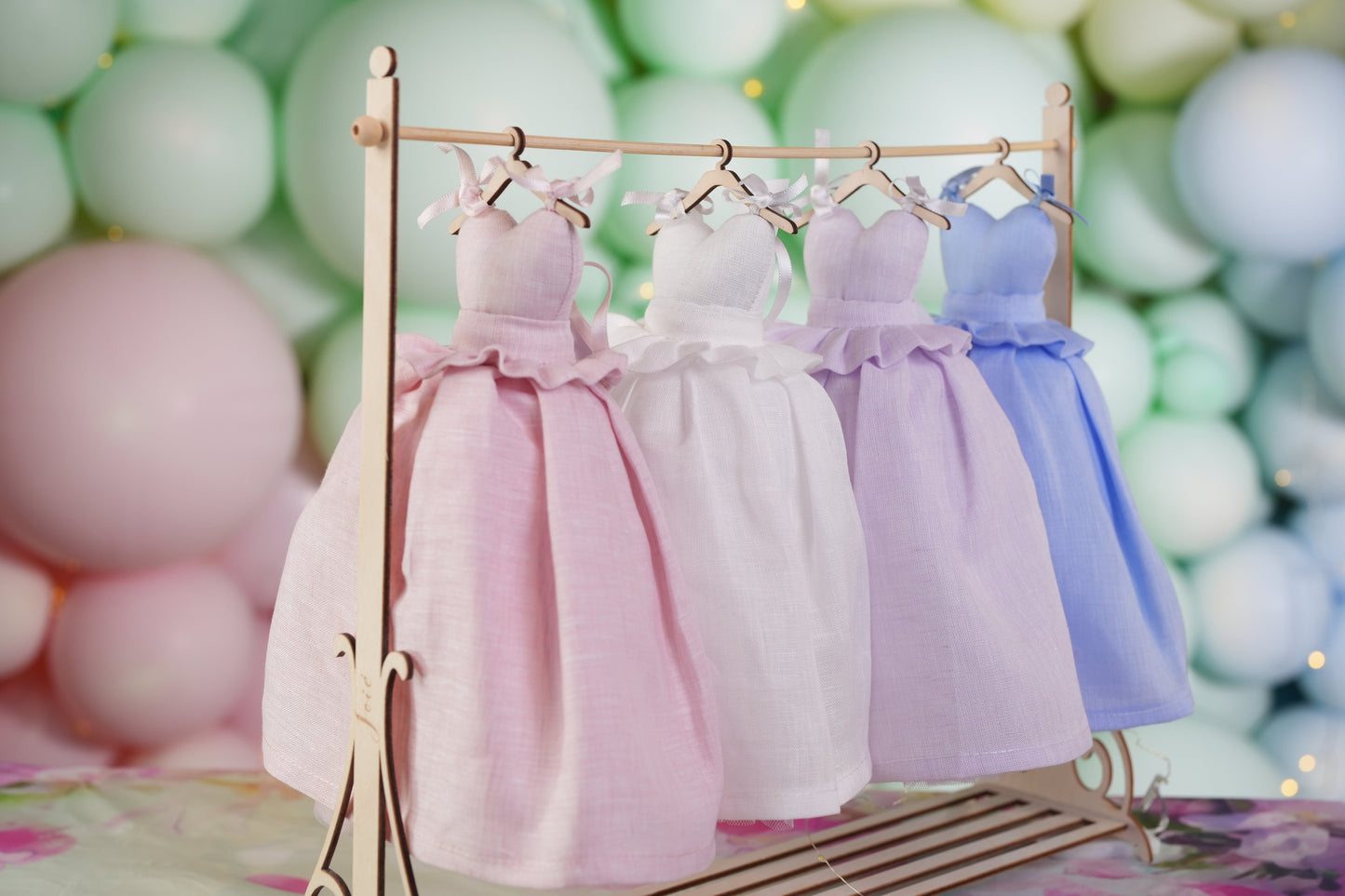 Abitino porta confetti profumatore in lino e tulle -