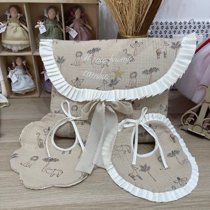 BOX REGALO sacca primo cambio+ bavetta fiore+bavetta tonda