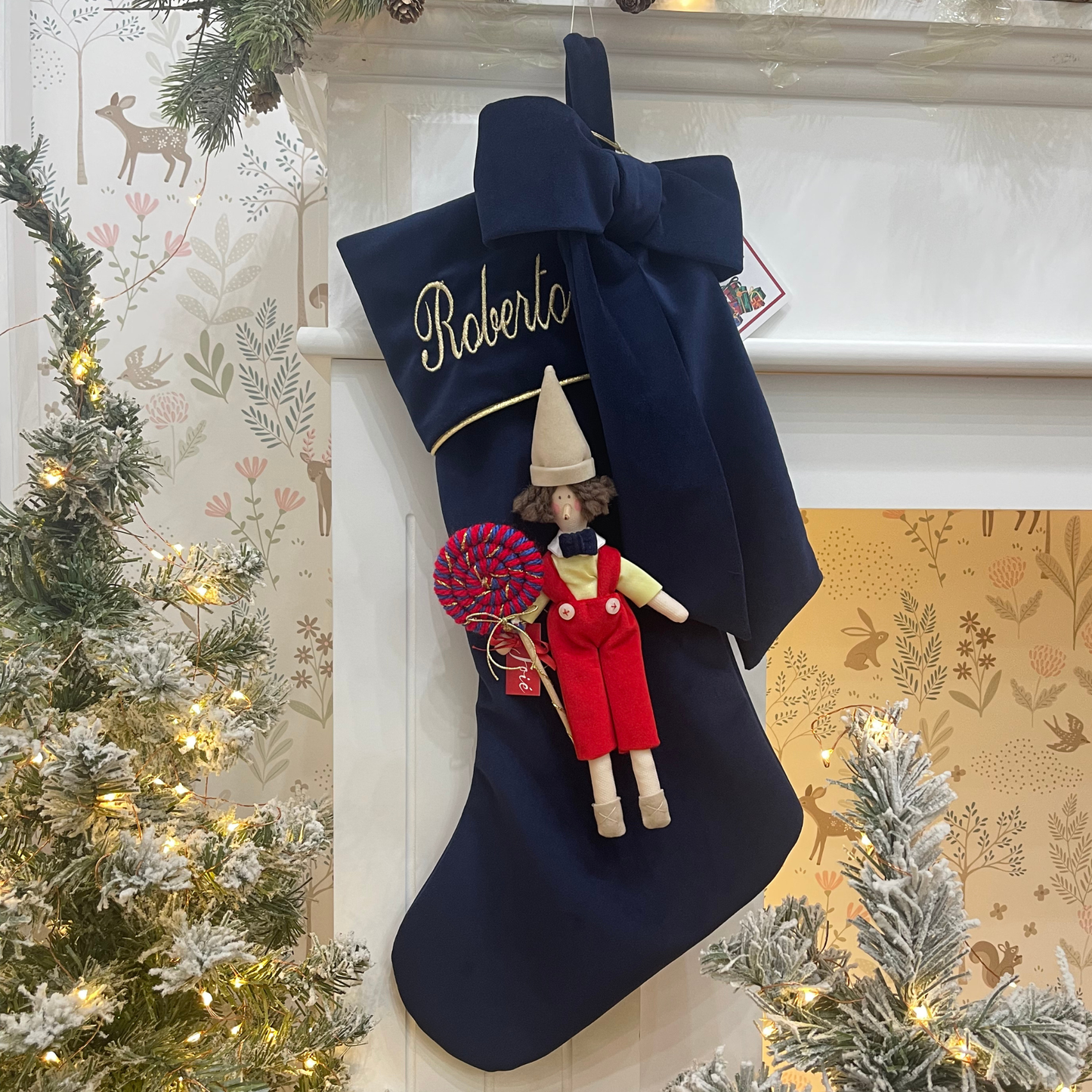 Calza epifania in velluto con bambola Pinocchio