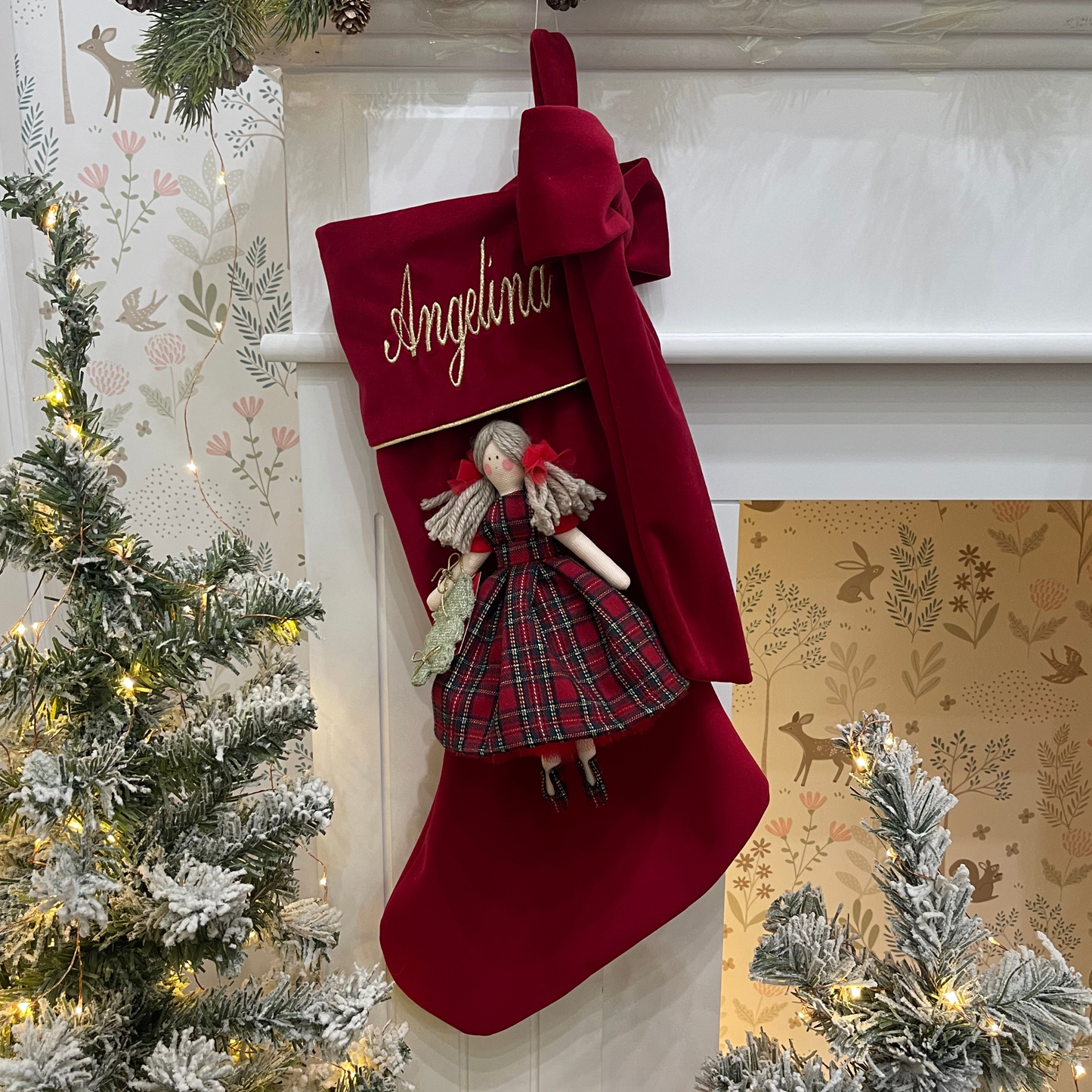 Calza epifania in velluto  Bordeaux con bambola Lilibet 21 cm