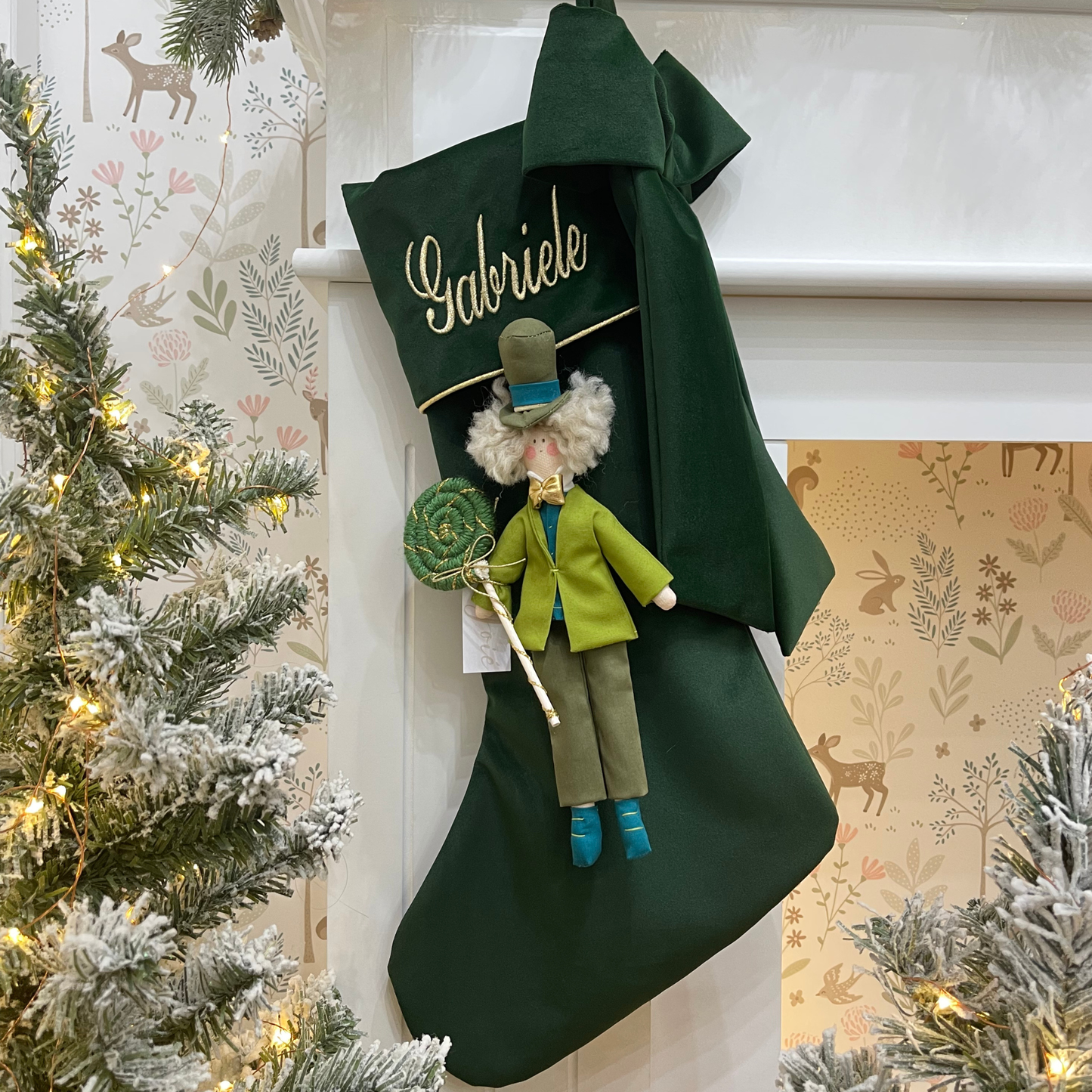 Calza epifania in velluto con bambola Cappellaio Matto