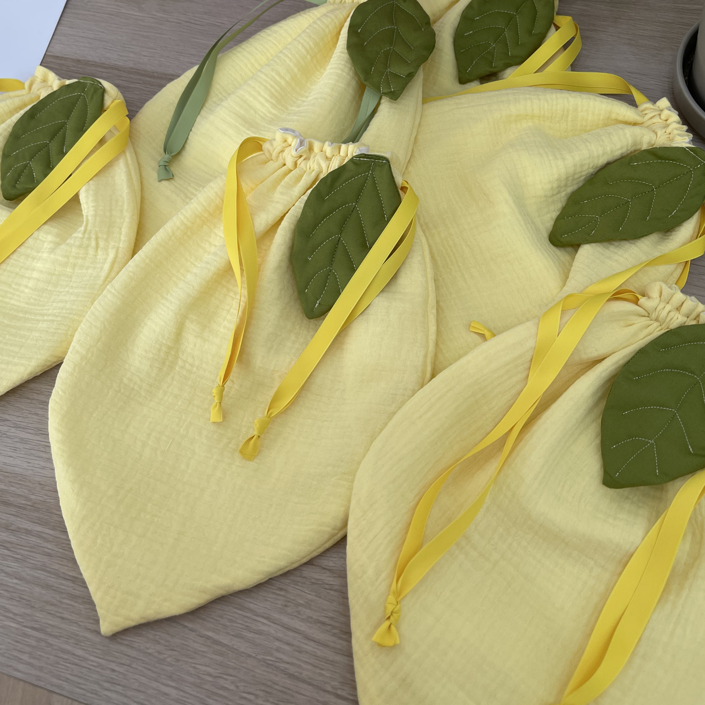 Pochette "Limone" e Scrunchie