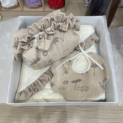 BOX REGALO bavetta fiore+ asciugamano cappuccio+ beauty case S