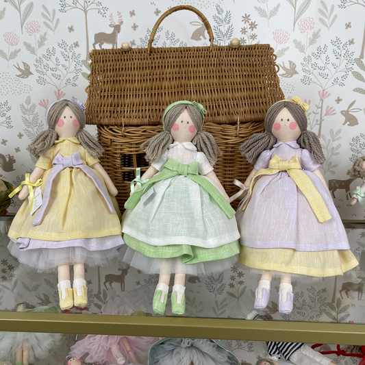 Bambola “Chiara” in lino