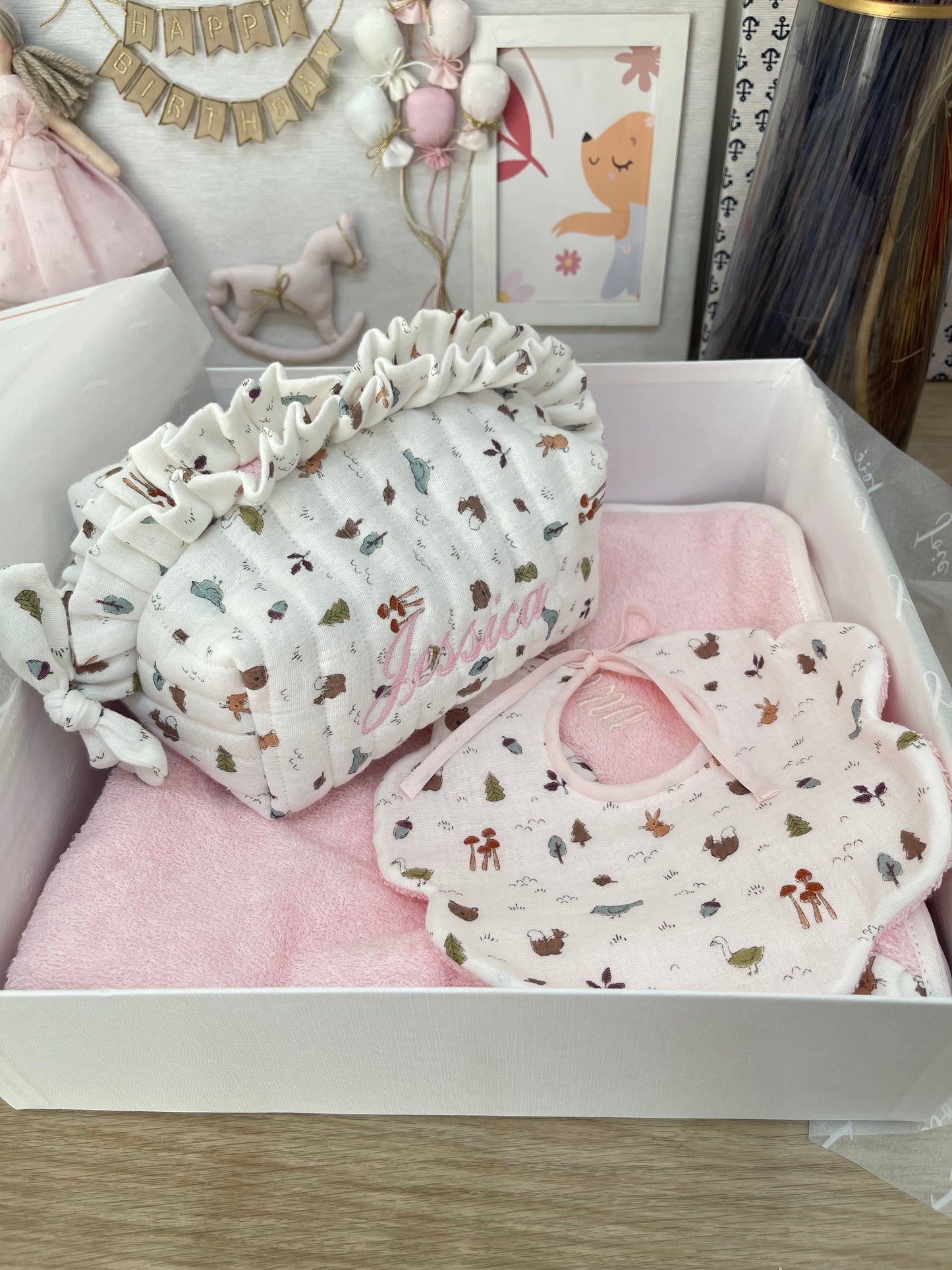 BOX REGALO bavetta fiore+ asciugamano cappuccio+ beauty case S